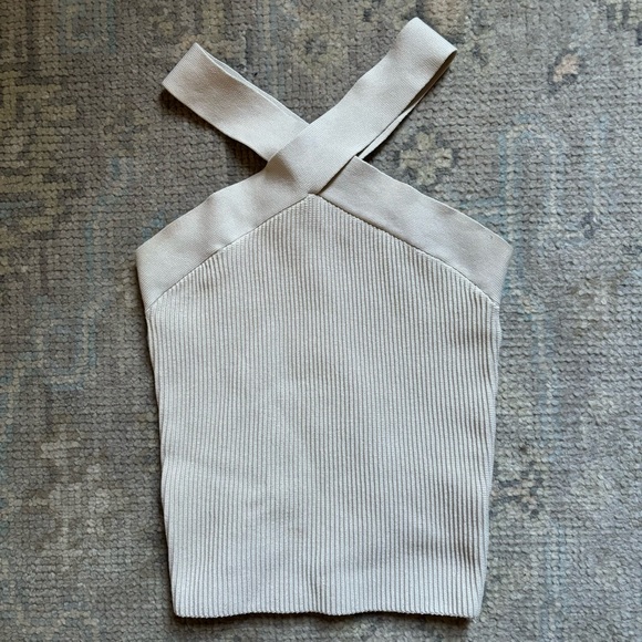 Aritzia Babaton Sculpt Knit Criss Cross Cropped Tank Sz S - Picture 3 of 6